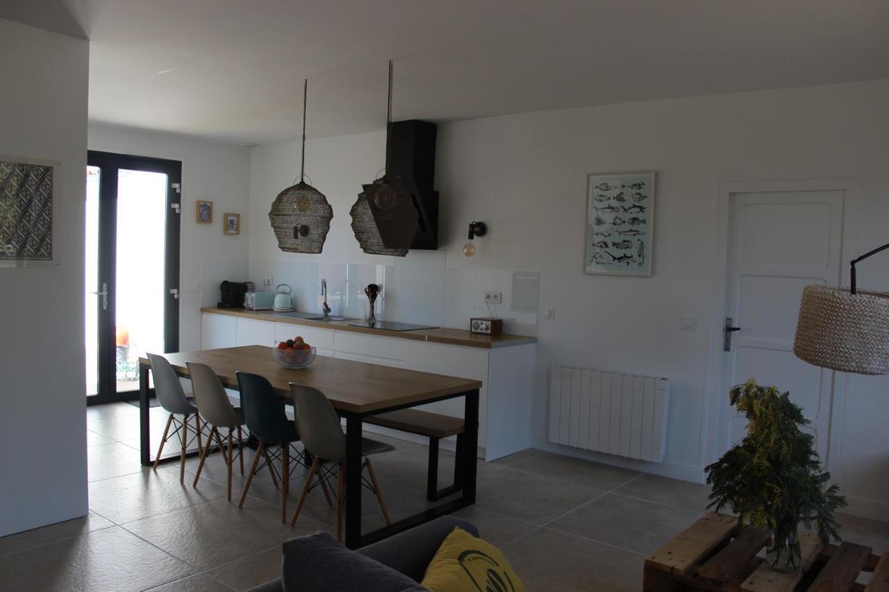 Maison 8 Personnes A 100 M De La Plage De La Clere Le Grand Vieil Exterior photo
